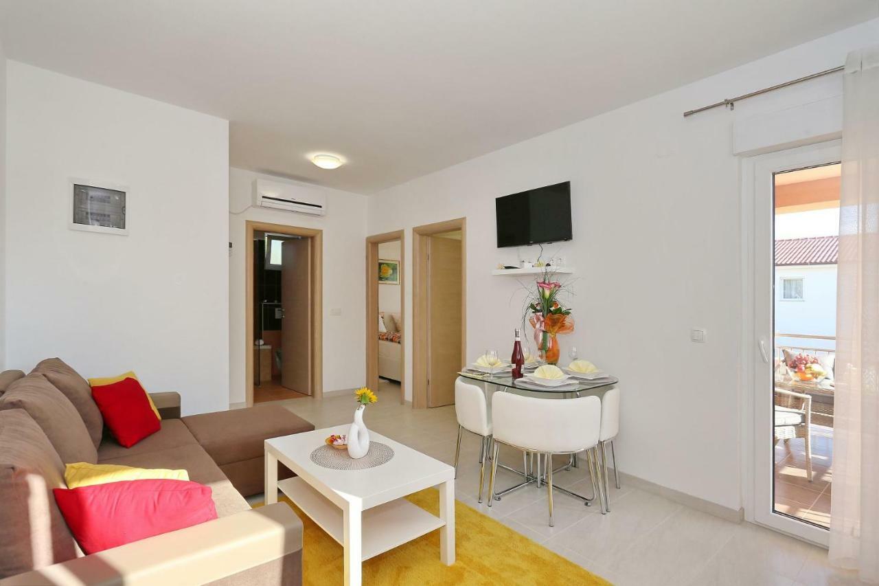 Villa Nivel Vir Exterior photo
