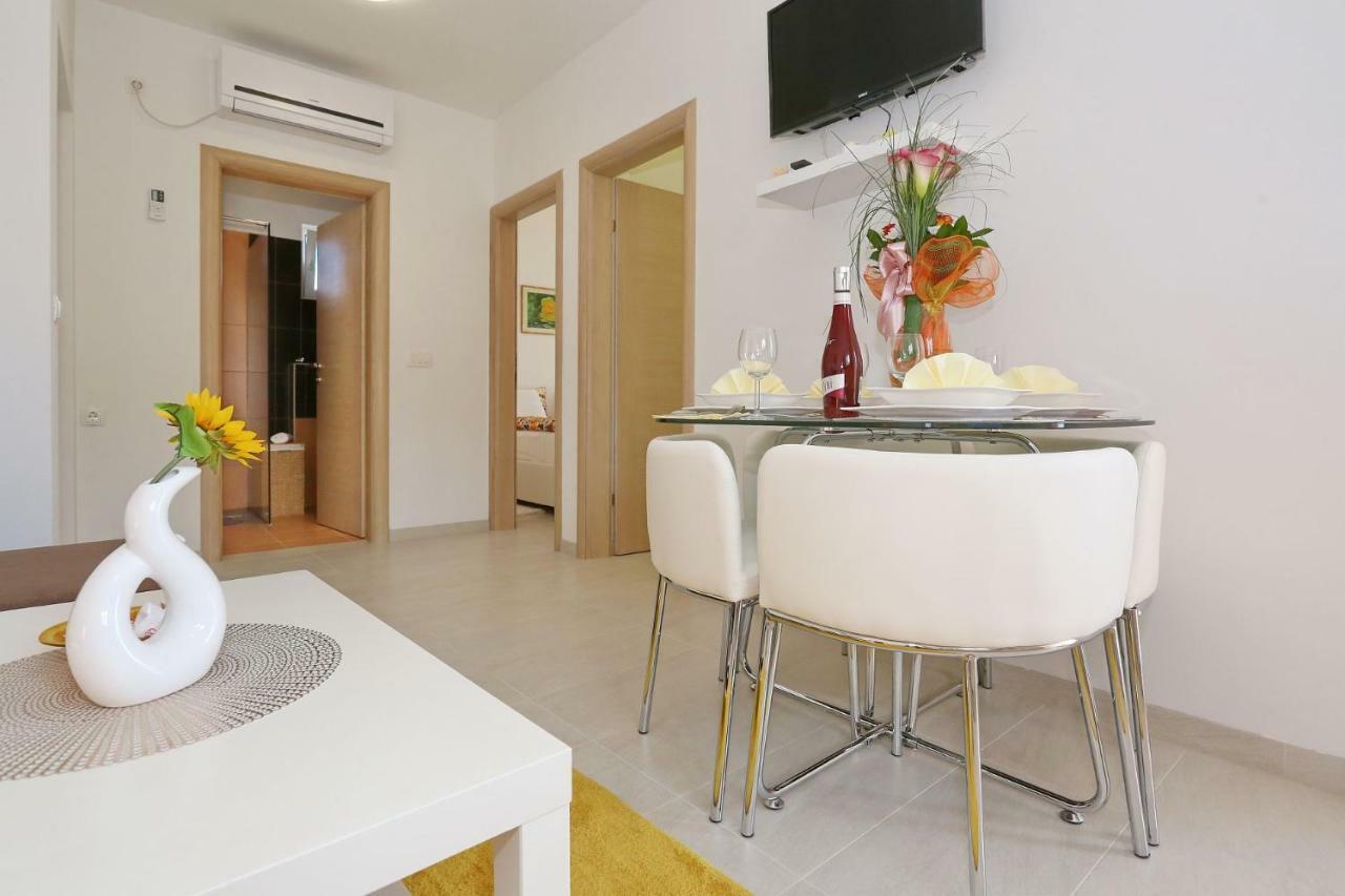 Villa Nivel Vir Exterior photo
